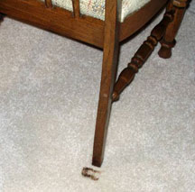 Always tab and block after cleaning carpet or you'll get wood stains like this! How to remove wood stain